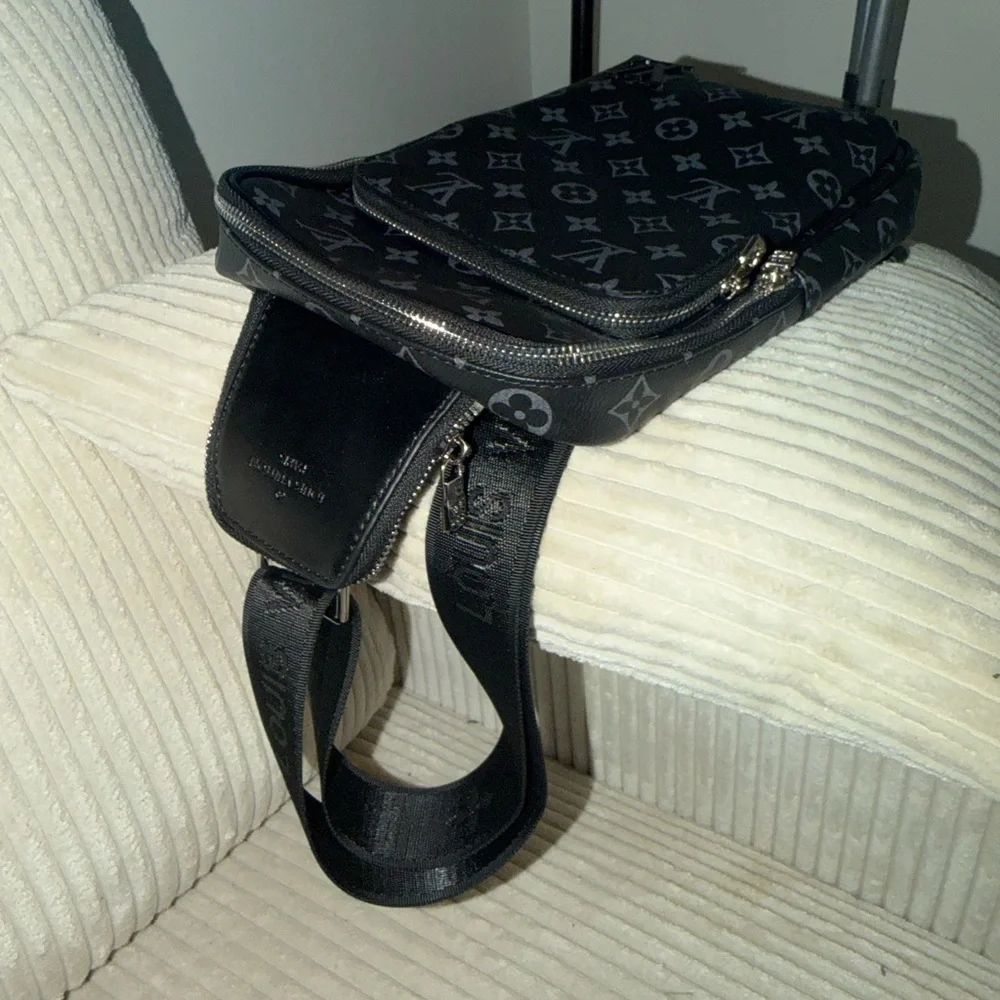 Louis Vuitton video put